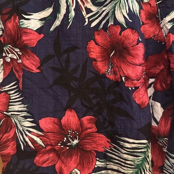 JOGAL Hibiscus Floral Hawaiian Print Shorts - Picture 7 of 10